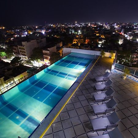 Hotel Atithi Пондичерри Экстерьер фото