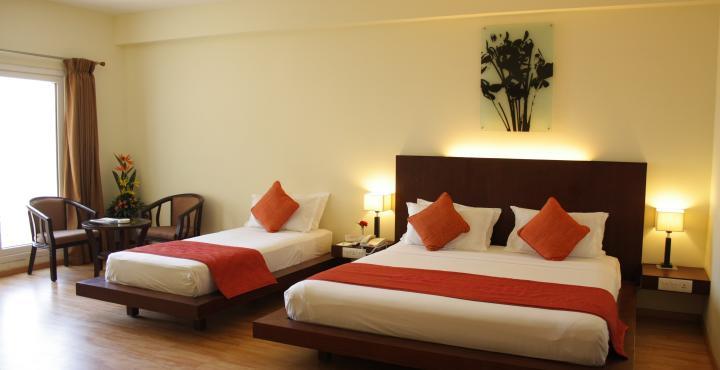 Hotel Atithi Пондичерри Экстерьер фото