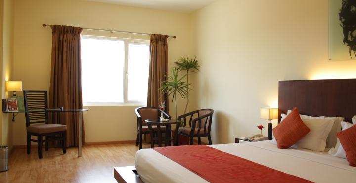 Hotel Atithi Пондичерри Экстерьер фото